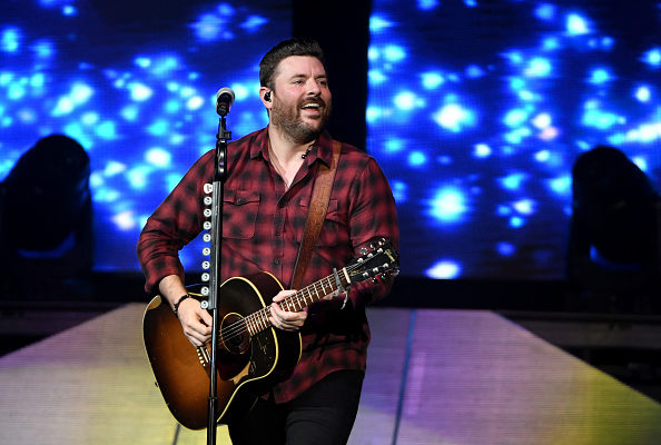 Chris Young Announces 2020 Town Ain’t Big Enough World Tour With Scotty McCreery