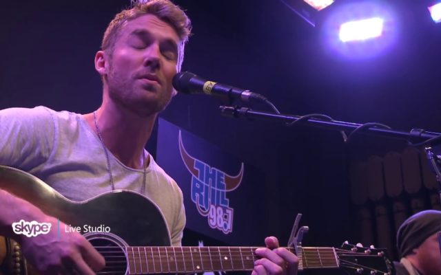 EXCLUSIVE PERFORMANCE: Brett Young “In Case You Didn’t Know”