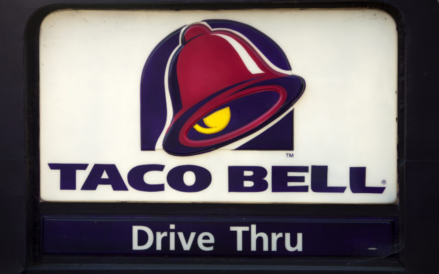 Penn State Students Hold Vigil For Closed Taco Bell Restaurant